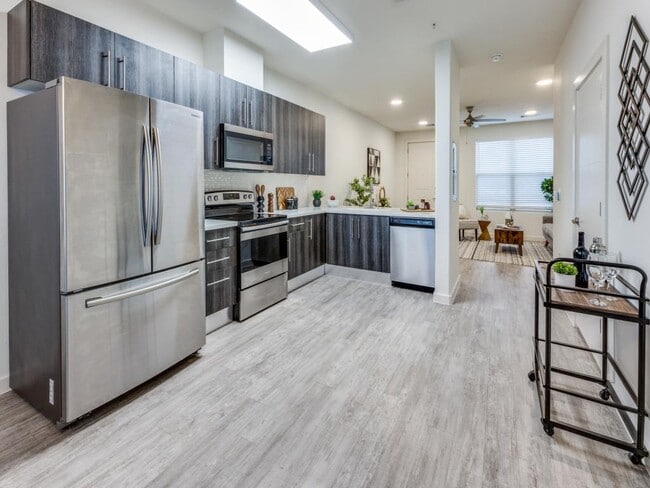 Building Photo - 7805 Cooper Ln Unit 103