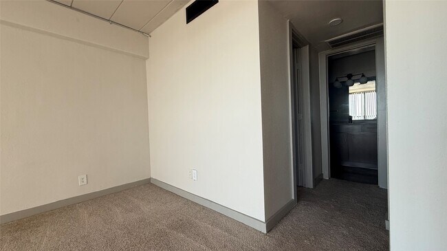 Photo - 5400 Memorial Dr Unidad 801