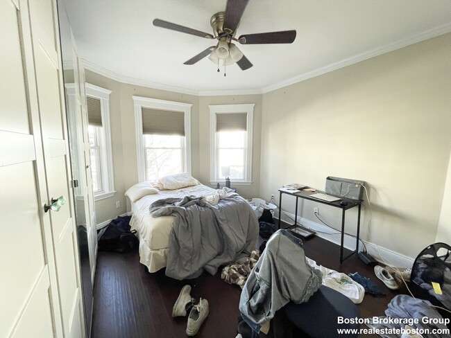 Photo - 10 Taft St Unit 2