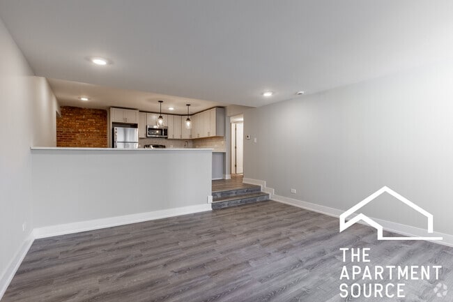 Building Photo - 1220 N La Salle Dr Unit D2 Rental