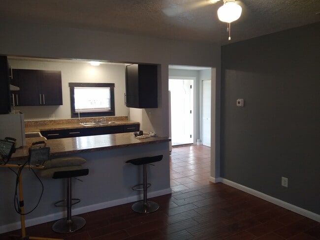 Photo - 213 Martin St