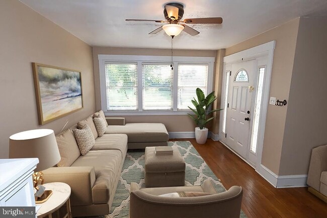 Photo - 335 Stuart Ave