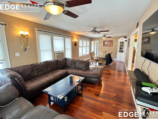 Photo - 39 Donnybrook Rd Unit 2