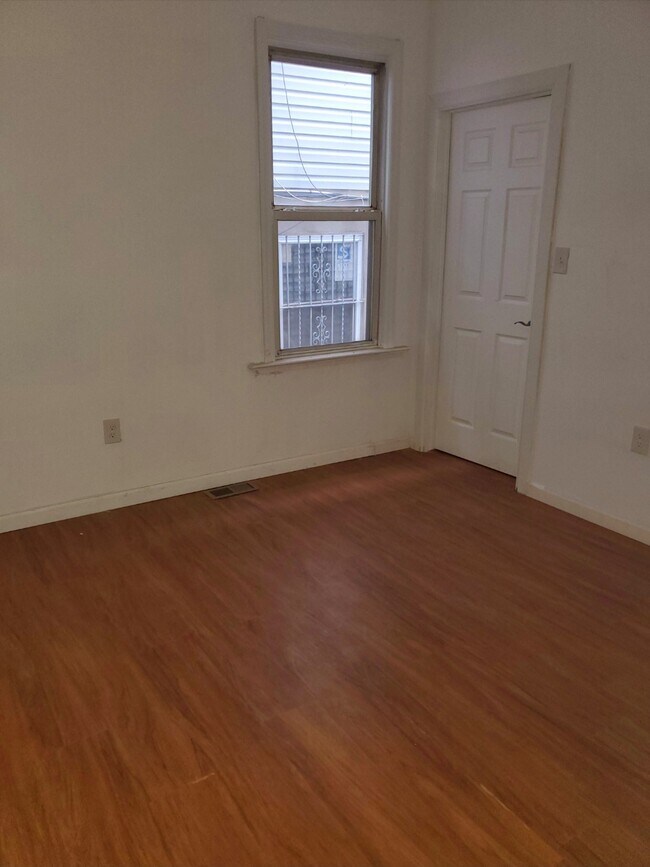 36 Yates Ave Apartments For Rent in Newark, NJ