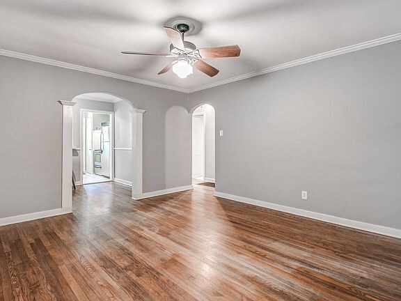 Photo - 373 S Fenwick Rd