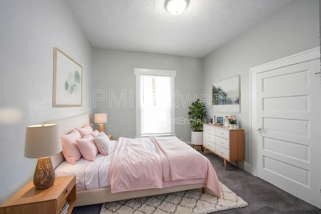 Photo - 1118 King Ave