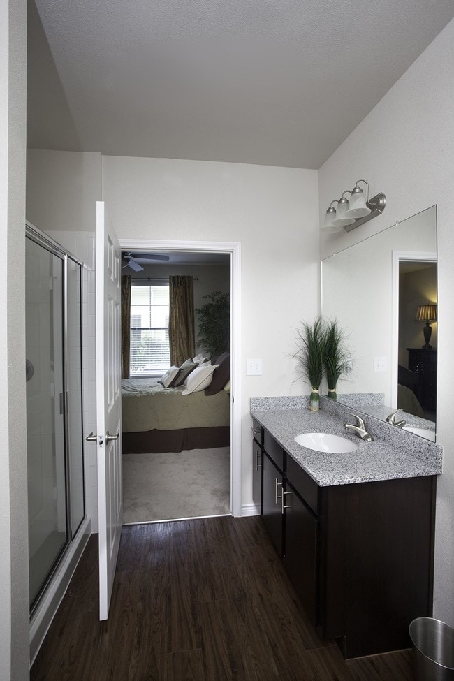 Model Bathroom - Chapel Creek