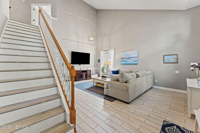 Photo - 563 Longmill Ln