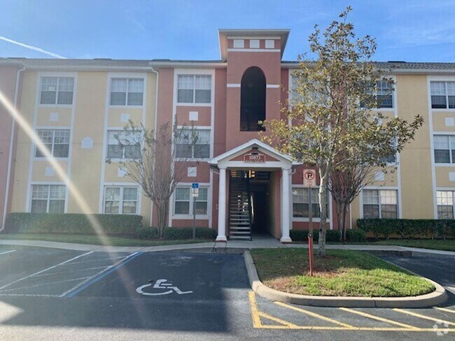 Building Photo - MOVE IN BY 6/30 and RECEIVE 2 WEEKS OFF YO... Rental