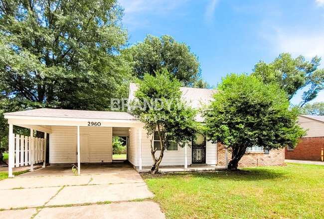 Building Photo - 2960 Cordell St Rental