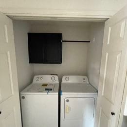 Photo - 2100 Rosemary Ln