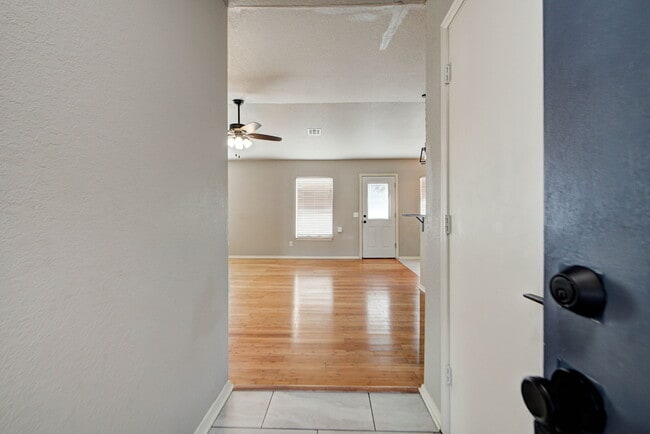 Photo - 1225 Briar Patch Way