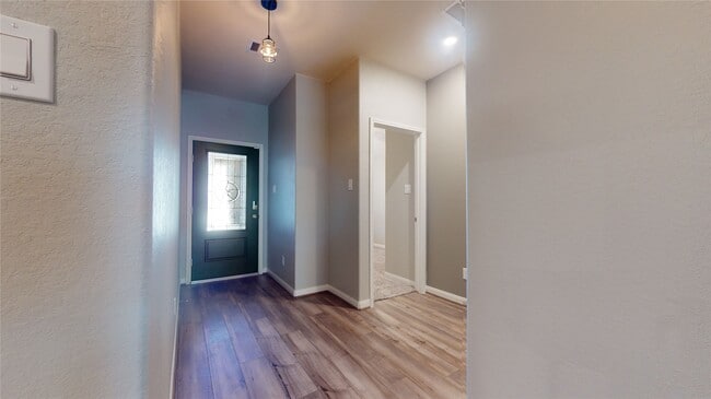 Photo - 1014 Barstow Dr