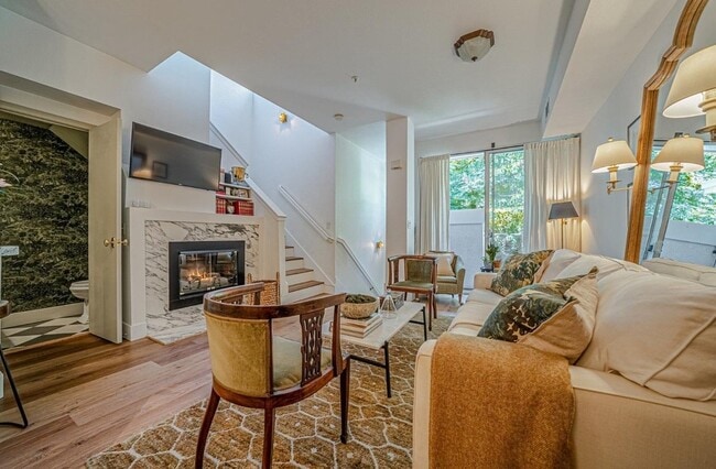 Photo - 1059 Esparanza Way Unit 1059