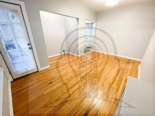 Photo - 2 bedroom in CHICAGO IL 60613 Unit 1411