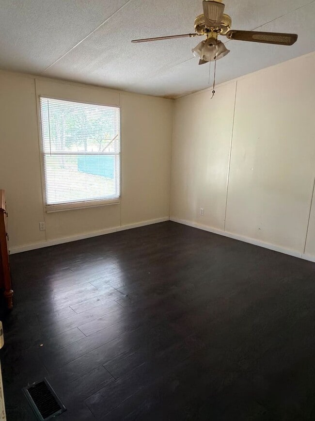 8607 Burleson Manor Rd Unidad A