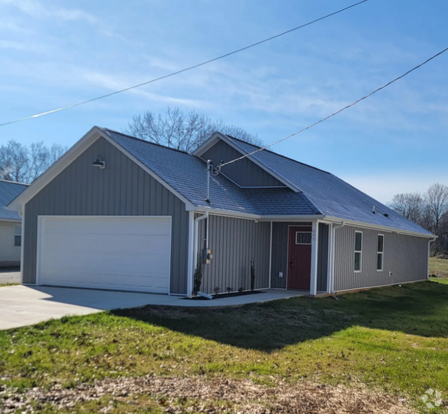 Building Photo - 640 Gibson Rd Rental