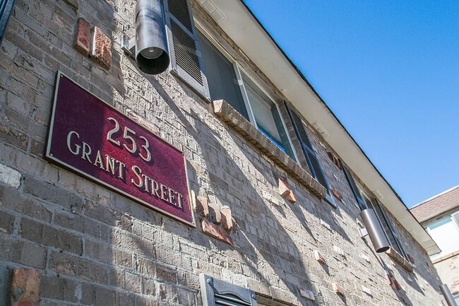 Photo - 263 N Grant St Unit 263-305