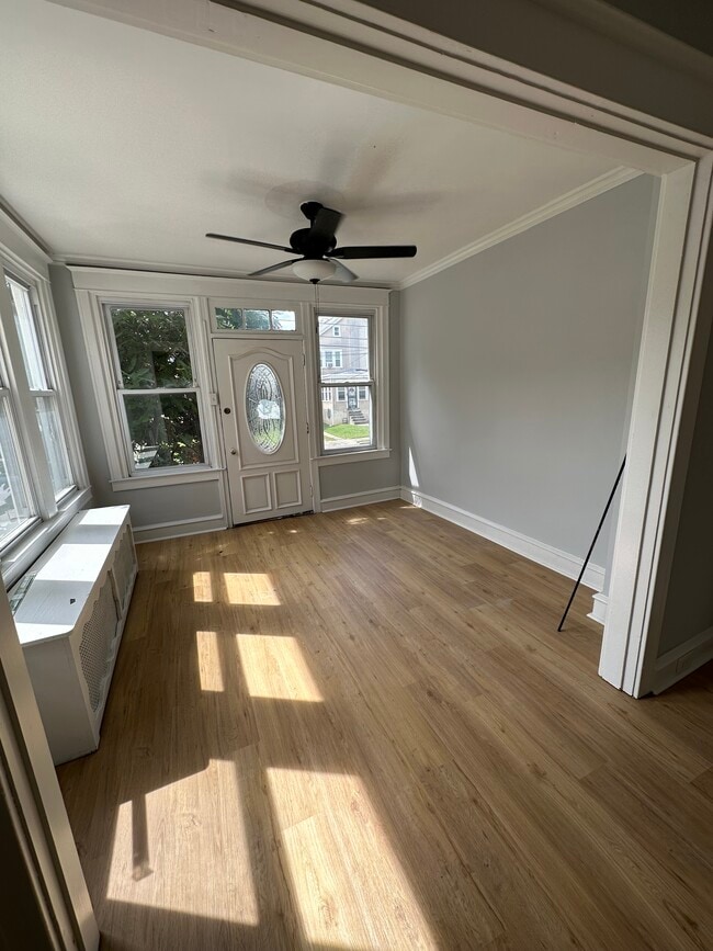 Photo - 529 Brookside Ave