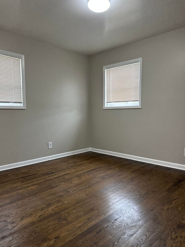 Photo - 4 Bed 2 Bath in Atlanta!
