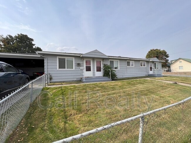 Building Photo - 5223 N Crestline St