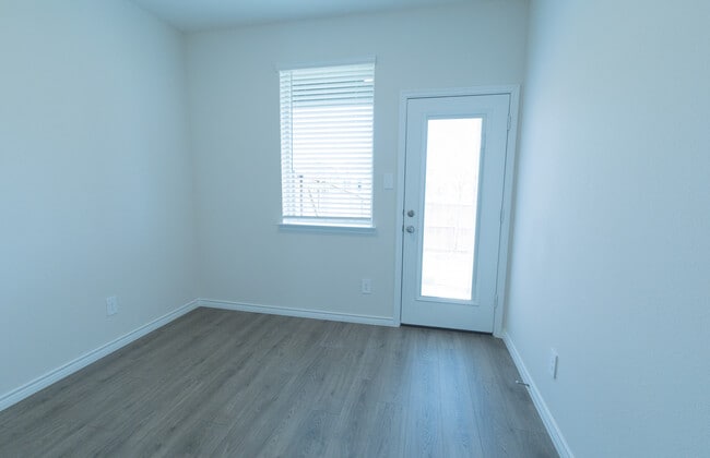 Photo - 2617 Lewisville Rd