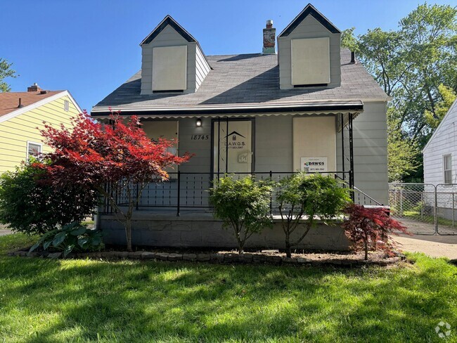 Building Photo - 18745 Elkhart St Rental