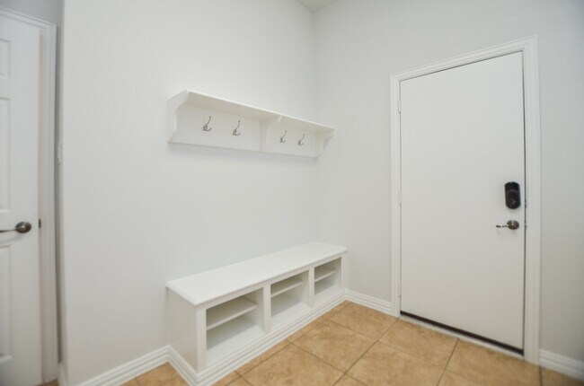 Photo - 4315 Village Forest Dr