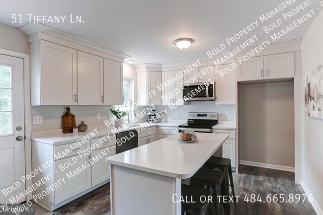 Photo - 51 Tiffany Ln