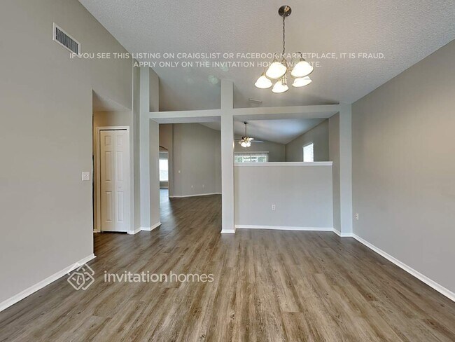 Photo - 5503 Starling Loop