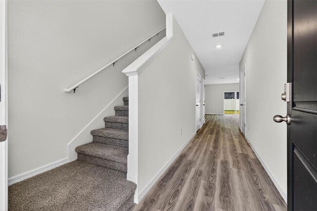 Photo - 31264 Paper Birch St