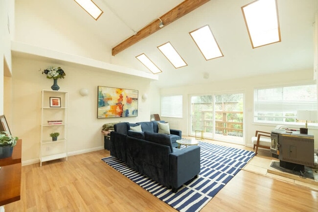 Building Photo - 292 Bell Ln Unit ID1309756P Rental
