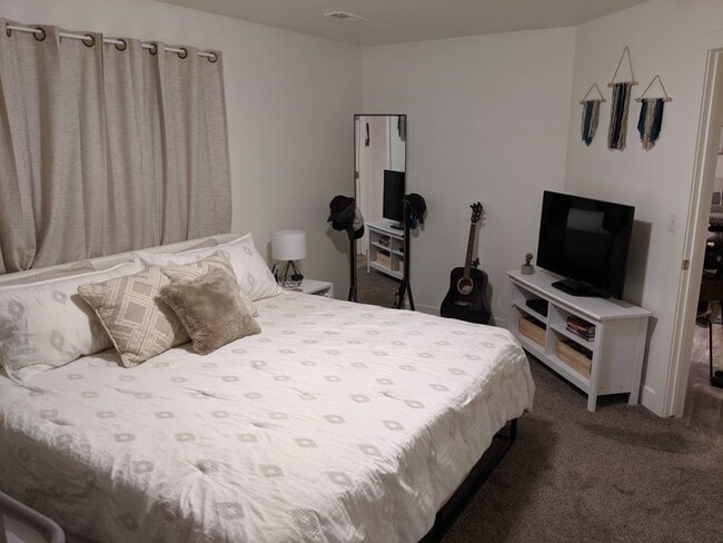Photo - 421 S 700 W St