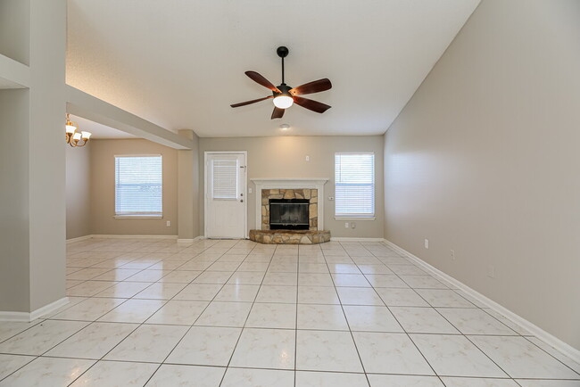 Photo - 2364 Tigress Ln