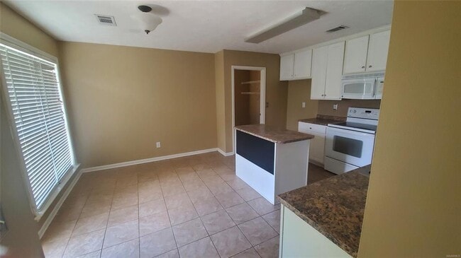 Photo - 8755 Ridgestone Ct