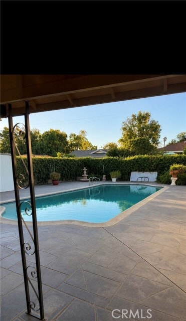 Photo - 1753 N San Antonio Ave