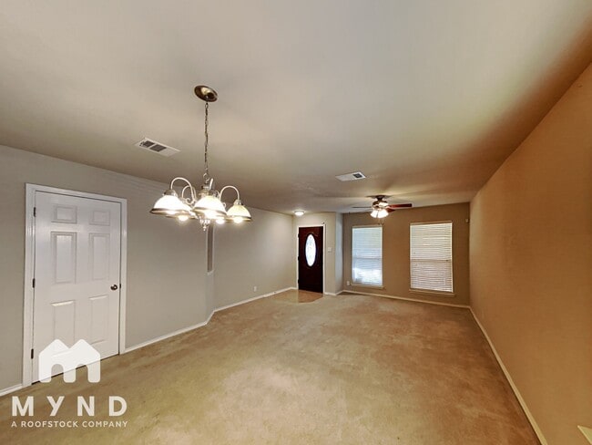 Photo - 114 Arcadia Pl