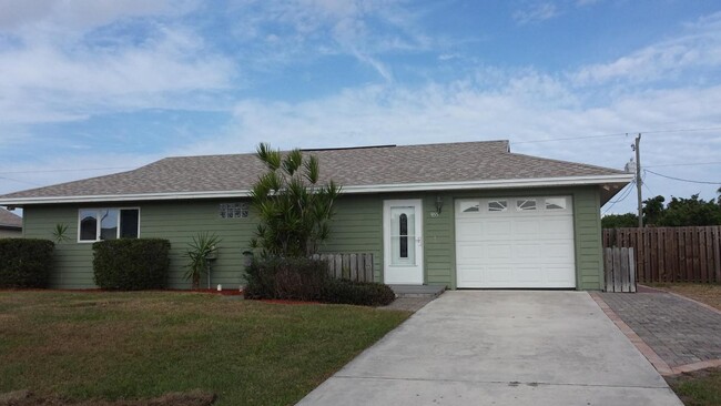 3 Bedroom 2 Bath home - 3 Bedroom 2 Bath home