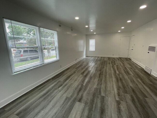 Glendale Terrace Apartments - AC Townhomes LLC