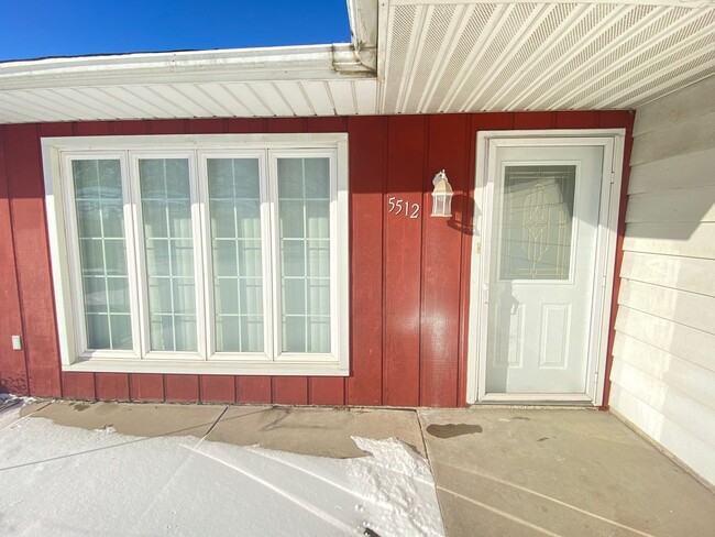 Photo - 5512 Washington St Unit 5512