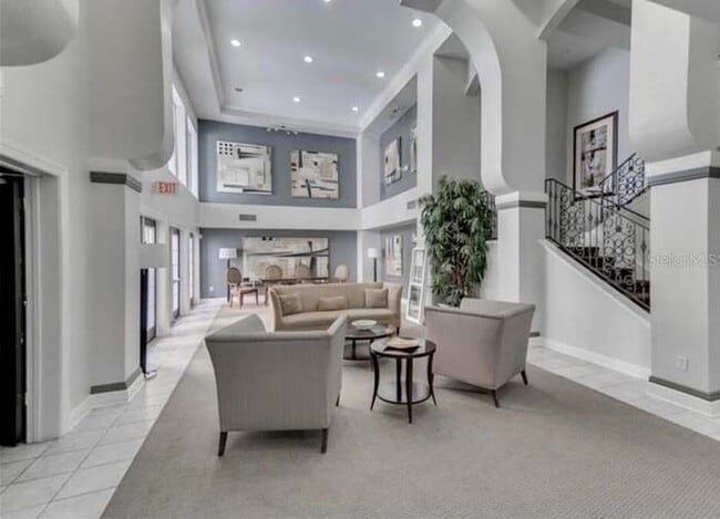 Photo - 202 E South St Unidad #2020