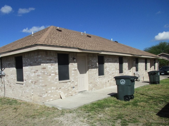 Photo - El Chaparral Apartment