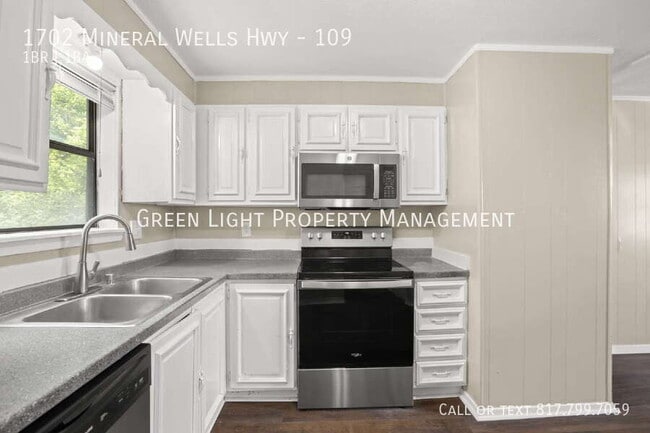 Photo - 1702 Mineral Wells Hwy Unit 109