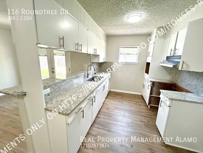 Photo - 116 Round Tree Dr