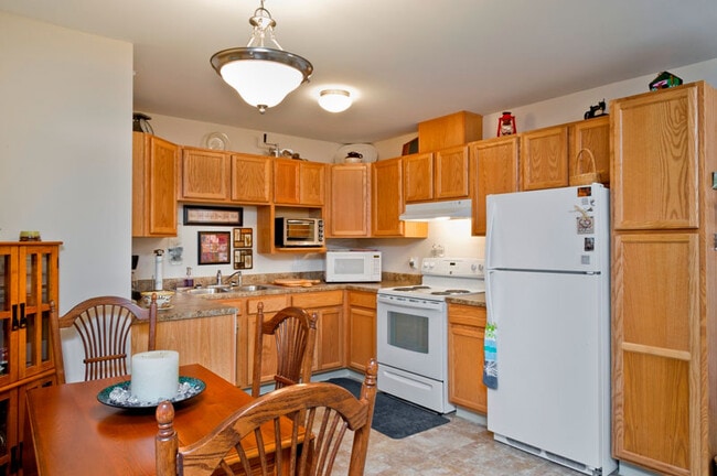 Photo - Connect55+ Painted Post Active 55+ Community