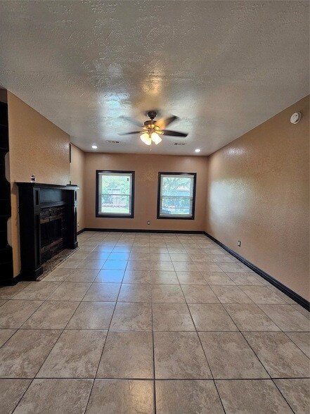 Photo - 13922 Somersworth Dr