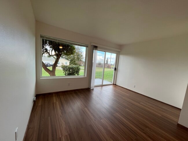 Photo - 1045 S 3rd Ave