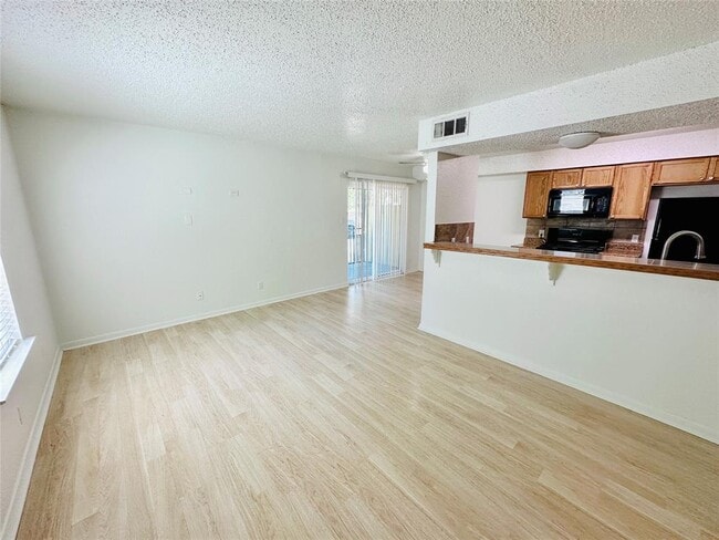 Photo - 1314 Southport Dr