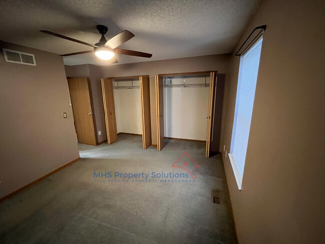 Photo - 186 Macfalls Way