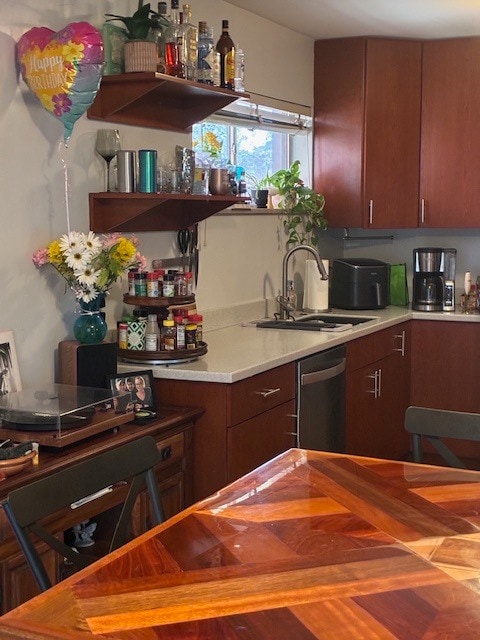 Photo - 1518 Tamm Ave